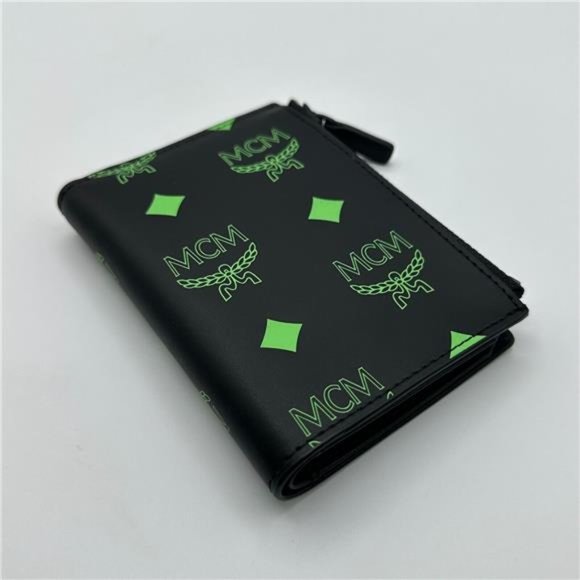 MCM Leather Wallet Green Splash Logo Leather 100% Authenticity Unisex - Picture 3 of 10